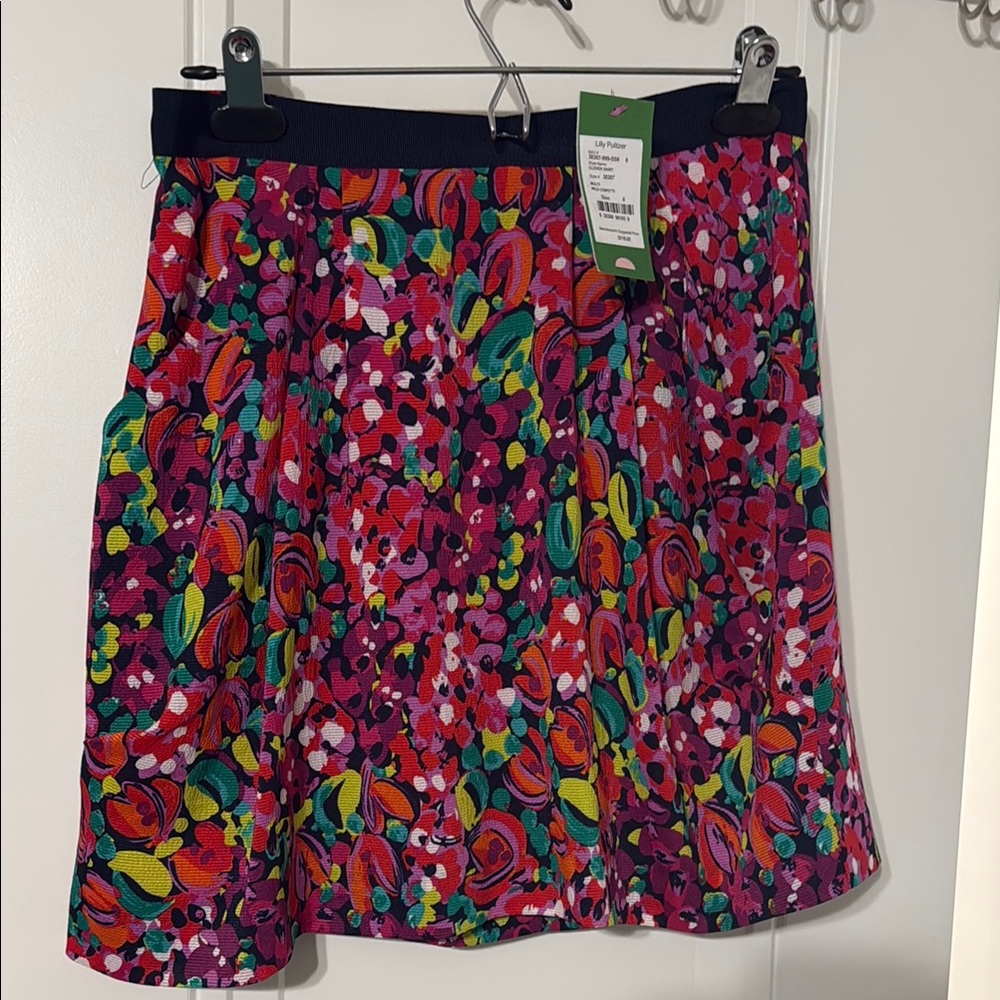 NWT Lilly Pulitzer Clover Skirt in Wild Confetti. Size 8.